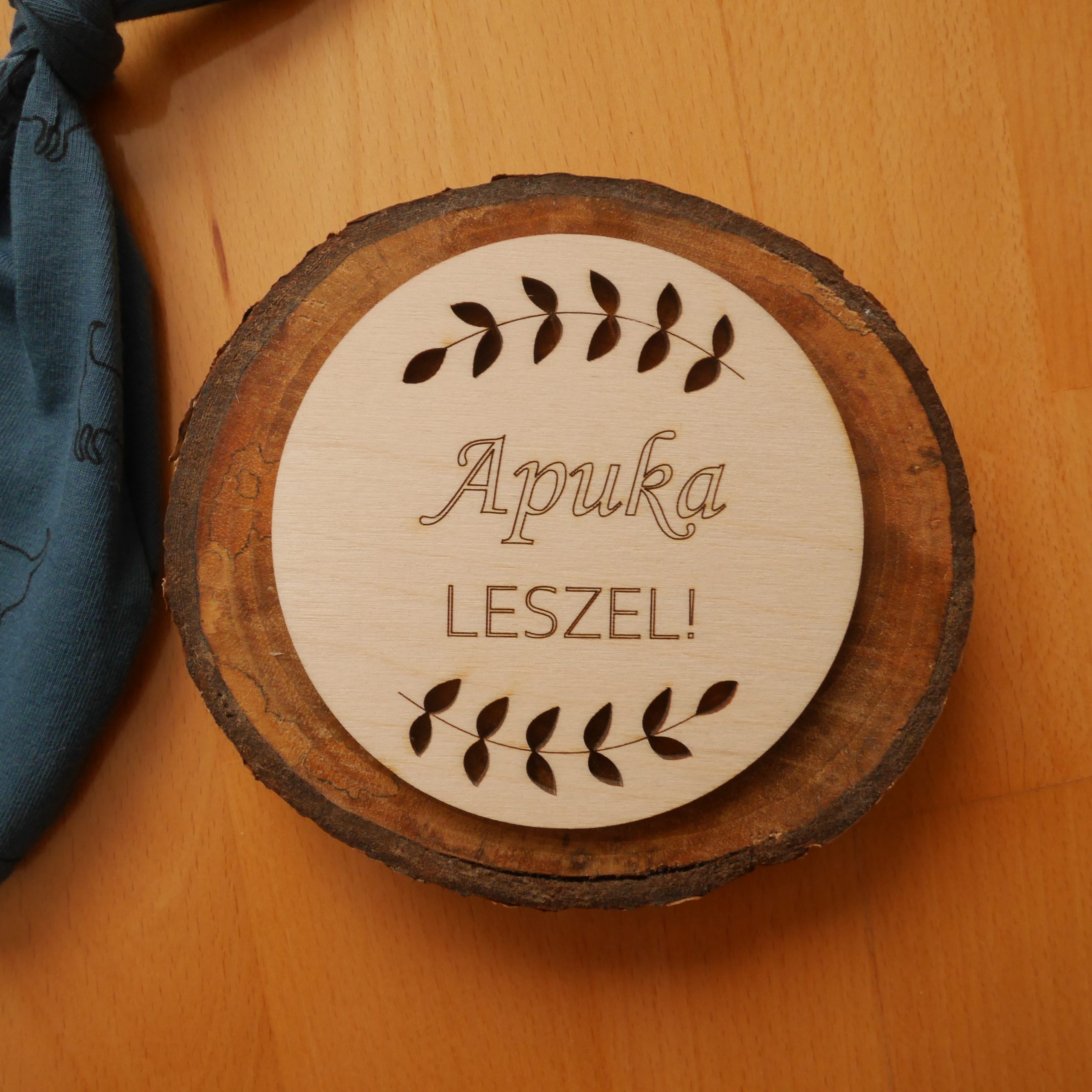 Apuka leszel - bababejelentő korong